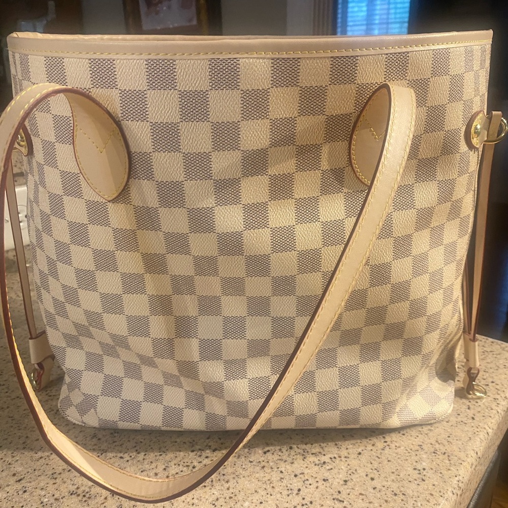 Daisy rose purse